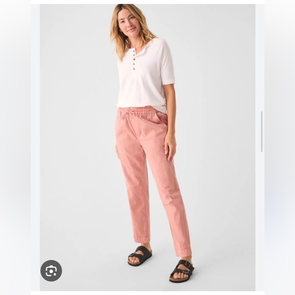 Faherty Essential Travel Tapered Pants in Faded Rose Linen Modal Blend - Picture 1 of 5